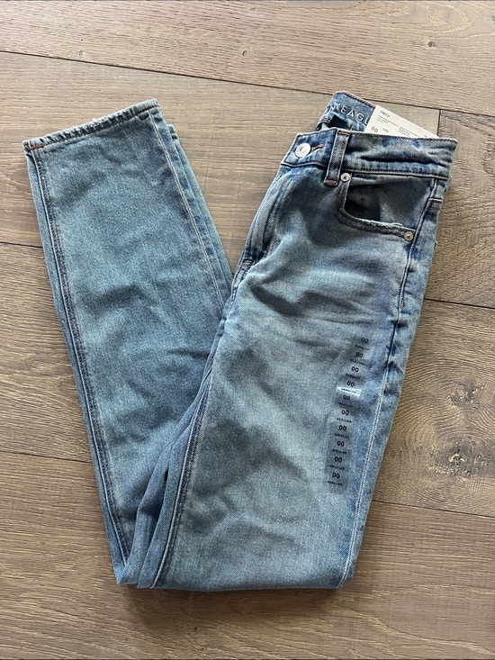 American Eagle Outfitters Denim - American Eagle Super High Rise Straight Jeans Size 00 New With Tags